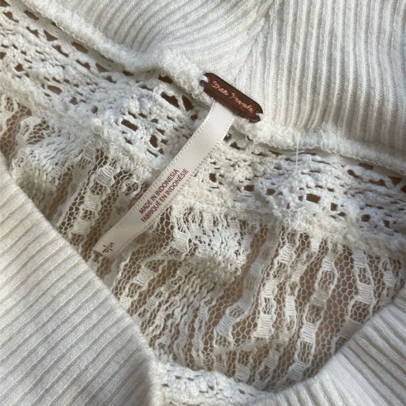 Free People Spring Valley Ivory Waffle Knit Lace Neck Long Sleeve Top Size Small - Picture 8 of 9